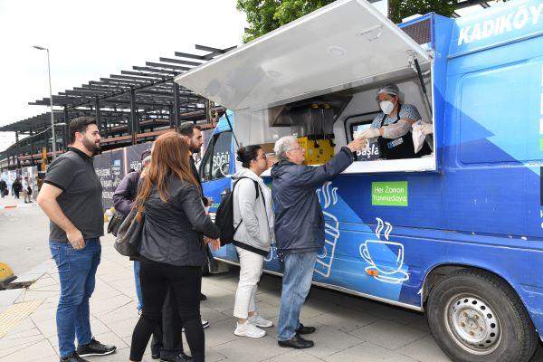 kadikoy-belediyesi-mobil-firiniyla-gunde-35-bin-ekmek-uretebilecek-4YvsYh89.jpg